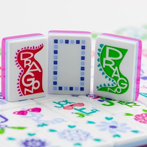 Mahjong américain de luxe personnalisé 3 couches en acrylique premium 160/166 tuiles, gravé, rouge rosé, pour divertissement festif et voyage - Product Image 4