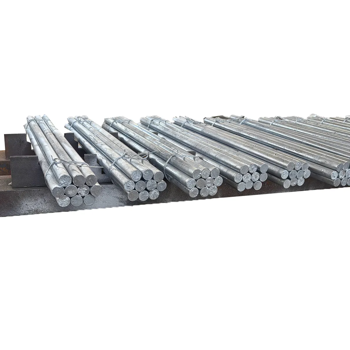 Sıcak daldırma galvanizli Metal donanım malzemeleri hafif çelik yuvarlak çubuk