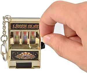 Livraison Rapide Porte-clés Mini Machine à sous fonctionnelle avec poignée, Souvenirs de Las Vegas, Cadeau fantaisie porte-bonheur jackpot, Vente en gros - Product Image 2