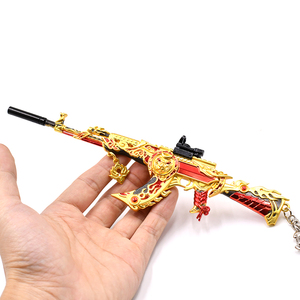 ปืนเกมโลหะโมเดล <span class=keywords><strong>AKM</strong></span> ปืนของเล่นสำหรับสะสมพวงกุญแจโลหะแบบถอดได้ปรับแต่งได้ - Product Image 2