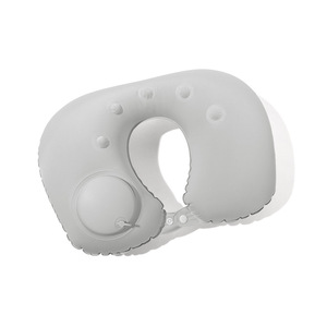 Almohada de Viaje Inflable Magnética en Forma de U, Gris, con Imán, 28x26x14cm, Soporte Portátil para el Cuello, para Uso en Avión - Product Image 1
