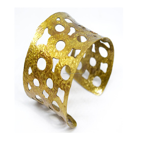 2025 Christmas African Gold Square <b>Leaf</b> Hammered Brass Gold Jewelry Armband Bracelets <b>Light</b> Weight Lock Bracelet - Product Image 4