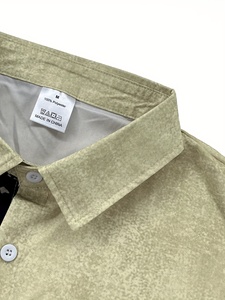 Camisa de Manga Corta para Hombre, Color Beige, con Patrón Étnico, Cuello Mao, Venta Directa de Fábrica, Uso Diario Informal, Corte Regular, Pedido al por Mayor, ODM, Ligera, 3D - Product Image 3