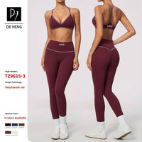 Ensemble de sport color block tendance : Soutien-gorge dos en Y à bretelles spaghetti et leggings respirants rehausseurs de hanches – Tenue de yoga pour femme