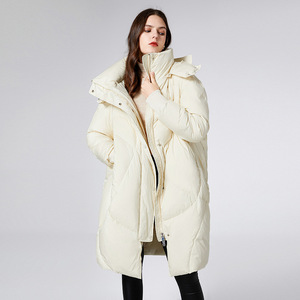 Giacca da <span class=keywords><strong>donna</strong></span> di lusso con cappotto lungo personalizzato bianco anatra piumino con cappuccio chiusura con cerniera taglie forti in poliestere per l'inverno - Product Image 1