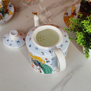 European Style Light Luxury Creative Cartoon <b>Tea</b> <b>Pot</b> Coffee Cup <b>Set</b> Exquisite Bone China Household <b>Tea</b> <b>Set</b> - Product Image 2