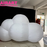 Nuages gonflables décoratifs suspendus, boules de nuages gonflables LED pour l'affichage