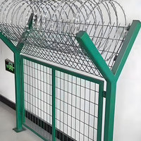 Gegalvaniseerd Hoge Treksterkte Gecoat Prikkeldraad Elektrische Mobiele Veiligheidshek Voor Luchthavenperimeter Corrosiebestendig