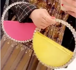 Индивидуальная круглая сумка с кристаллами