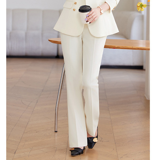 Pantaloni bianchi