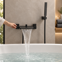 Robinet de baignoire mural cascade en laiton noir mat avec double poignée carrée et douchette à main moderne – Vente en gros