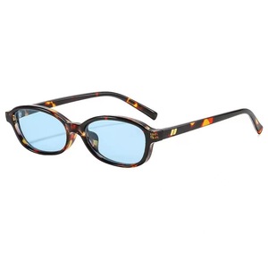 Gafas de sol rectangulares retro con montura completa UV400 unisex para adultos con protección solar - Product Image 2