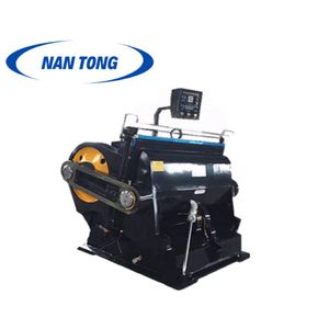 เครื่องปั๊มนูนหน้าเรียบ Nantong ขนาด 1500x1150 มม. กึ่งอัตโนมัติ พร้อมมอเตอร์ 7.5 กิโลวัตต์ - Product Image 1