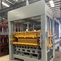 Machine à pavés automatique hydraulique 8-15 pour les projets routiers du Kirghizistan