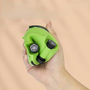 Coche Clásico Creativo Millet SU7 de Plástico Blando, Modelo Coupé, Juguete Antiestrés de Apretar para Niños, Novedad de Energía Nueva - Product Image 3