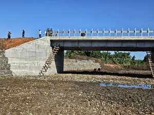 Superstrada pedonale che attraversa passerella struttura in acciaio edificio ponte in acciaio - Product Image 3