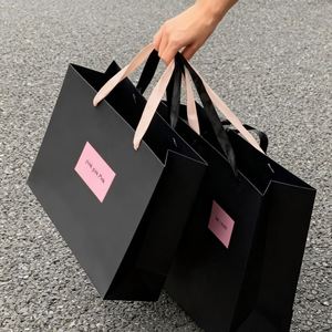 Sac en papier kraft de luxe avec logo personnalisé, impression en relief, poignée en coton, ruban pour emballage alimentaire, cadeaux artisanaux, promotions - Product Image 2