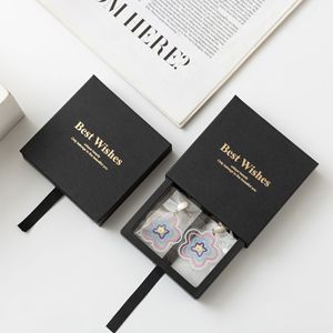 Caja de Almacenamiento de Joyas al por Mayor con Película de PE Antioxidante, Exhibición Colgante Colorida, Embalaje Protector para Joyería - Product Image 6