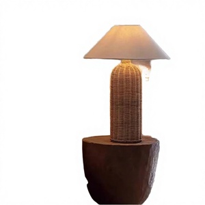 مصباح مكتب <span class=keywords><strong>LED</strong></span> من الخيزران بتصميم عصري بسيط مع ظل دائري بلون أبيض دافئ لغرفة النوم وغرفة المعيشة - Product Image 6