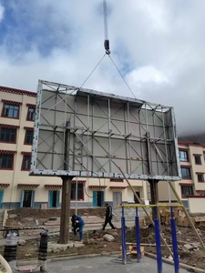 HD Outdoor Waterproof LED Display Screen P3.91 P4 P4.81 P5 Stage Screen Of 500x500mm To 500x1000mm For Outdoor Events Rental