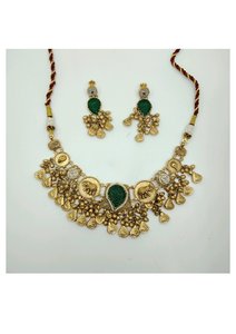 Conjunto de Collar Choker Tradicional en Oro Antiguo para Mujer con Colgante de Elefante en Esmalte Verde y Pendientes a Juego - Product Image 3