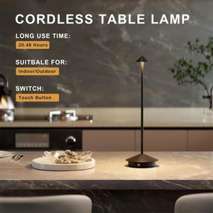 Lámpara de Mesa LED Moderna y Romántica, Ecológica, Recargable, Cuerpo de Aluminio, Diseño al por Mayor - Product Image 3