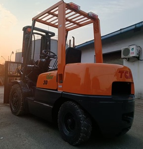 <b>Used</b> Diesel Forklift TCM FD30 3 Ton Lift Truck for Sale in Shanghai with 6 Months Warranty - Product Image 3