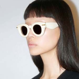 Vente en gros de lunettes de soleil rondes à monture large pour hommes et femmes, mode 2025, UV400, style Y2k, lunettes de soleil œil de chat pour femmes - Product Image 3