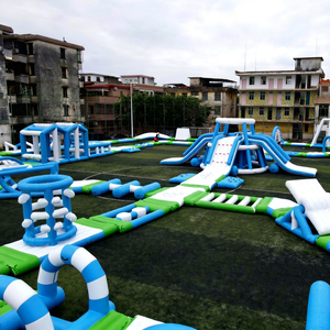 Isla Flotante Inflable de PVC para Parque Acuático al Aire Libre, de Uso Comercial, con Capacidad de 100-500 kg - Product Image 1