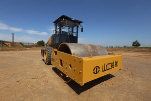 Nueva Aplanadora de Carreteras SEM 520F de 20 Toneladas <span class=keywords><strong>para</strong></span> Alquiler o Venta, <span class=keywords><strong>para</strong></span> la Construcción de Carreteras y la Compactación de Asfalto - Product Image 5