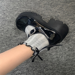 Calcetines de media pantorrilla para mujer con lazo en el talón, estilo japonés, transpirables, de malla, JK, gris, negro, blanco - Product Image 1