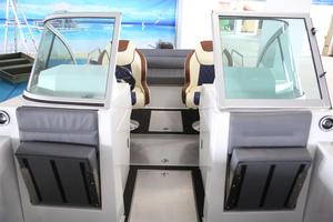 Bateau de pêche grande vitesse, coque en aluminium surdimensionnée - Product Image 4