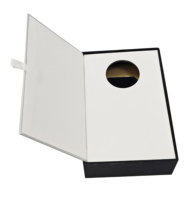 Boîte à parfum créative personnalisable en forme de livre, doublure en éponge recyclable, flacon de parfum, logo estampé à chaud, emballage arabe