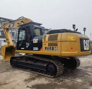 รถขุดตีนตะขาบ CAT 325D มือสอง กำลังแรง เครื่องยนต์เชื่อถือได้ ชั่วโมงการทำงานต่ำ เหมาะสำหรับงานก่อสร้าง - Product Image 3