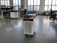 Machine de nettoyage au laser pulsé refroidie par air 500 W pour le nettoyage marin et la restauration des bâtiments