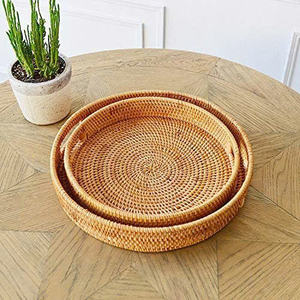 Bandeja Redonda de Mimbre Natural de Lujo con Asas Resistentes, Cesta de Almacenamiento Multifuncional para Decoración del Hogar y Regalos - Product Image 4