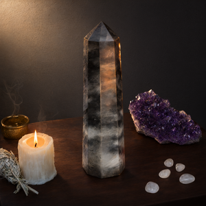 Torre de Cuarzo Ahumado: Un Guardián del Conexión Terrestre y del Protección Espiritual - Product Image 3