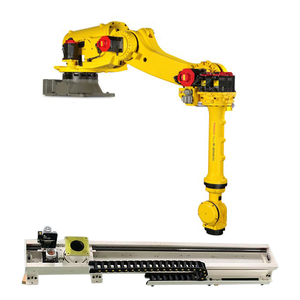 Robot de palettisation industriel FANUC R-2000iC/165R haute précision, charge utile 165 kg, avec ventouse à vide - Product Image 2