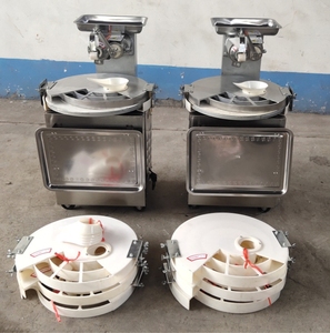 Machine manuelle <span class=keywords><strong>de</strong></span> boulangerie pour la fabrication <span class=keywords><strong>de</strong></span> pains et <span class=keywords><strong>de</strong></span> boules <span class=keywords><strong>de</strong></span> pâte, avec fonctions <span class=keywords><strong>de</strong></span> pétrissage, <span class=keywords><strong>de</strong></span> roulage, <span class=keywords><strong>de</strong></span> façonnage et <span class=keywords><strong>de</strong></span> découpe, prix - Product Image 4
