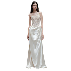 French Tube Top Evening Gown Bride Special Interest Light Luxury Satin Wedding <strong>Veil</strong> Heavy Industry Pearl <strong>Dress</strong> - Product Image 5