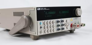 Source programmable haute vitesse ITECH IT6122B 32V/3A/96W pour laboratoire, haute précision 0,1mV/0,01mA pour test de puissance de commutation, garantie 1 an - Product Image 3