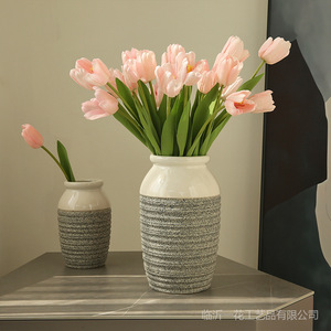Flor Artificial de Tulipán de Tallo Único Naranja de Yihua Floral Art, Decoración para el Hogar, Estilo Moderno y Simple - Product Image 3