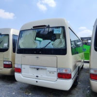 Bus Toyota Coaster d'occasion 30 places, transmission manuelle à gauche, à vendre