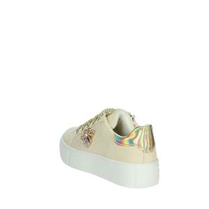 รองเท้าผ้าใบเด็กผู้หญิง Asso รุ่น AG-17042 สีขาว แบบหนา ตกแต่งคริสตัลรูปผึ้ง ส้นโฮโลแกรม - Product Image 2
