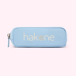 Bolsa de maquillaje de viaje para mujer, organizador de cosméticos de cuero PU duradero con cremallera, cepillo impermeable de resina y bolsa de almacenamiento de ropa interior - Product Image 4