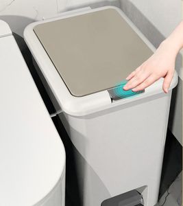 <span class=keywords><strong>Cubo</strong></span> <span class=keywords><strong>de</strong></span> <span class=keywords><strong>basura</strong></span> <span class=keywords><strong>de</strong></span> <span class=keywords><strong>pedal</strong></span> <span class=keywords><strong>con</strong></span> tapa emergente <span class=keywords><strong>Cubo</strong></span> <span class=keywords><strong>de</strong></span> <span class=keywords><strong>basura</strong></span> <span class=keywords><strong>con</strong></span> pie Contenedor <span class=keywords><strong>de</strong></span> <span class=keywords><strong>basura</strong></span> para inodoro y uso doméstico - Product Image 4