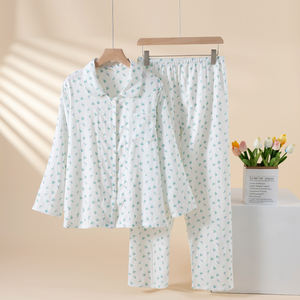 Pyjama pour femmes en <span class=keywords><strong>gaze</strong></span> <span class=keywords><strong>double</strong></span> couche de style minimaliste en pur coton de classe A, imprimé floral à manches longues, ensemble de vêtements de maison légers - Product Image 3