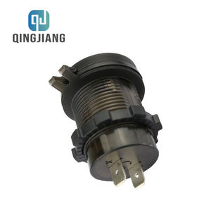 QC3.0 <span class=keywords><strong>USB</strong></span> ชาร์จเร็วในรถพอร์ตเดียวจอแสดงผลดิจิตอลโวลต์มิเตอร์วัดกระแสสำหรับรถยนต์รถจักรยานยนต์ซ็อกเก็ตขยาย WiFi - Product Image 4