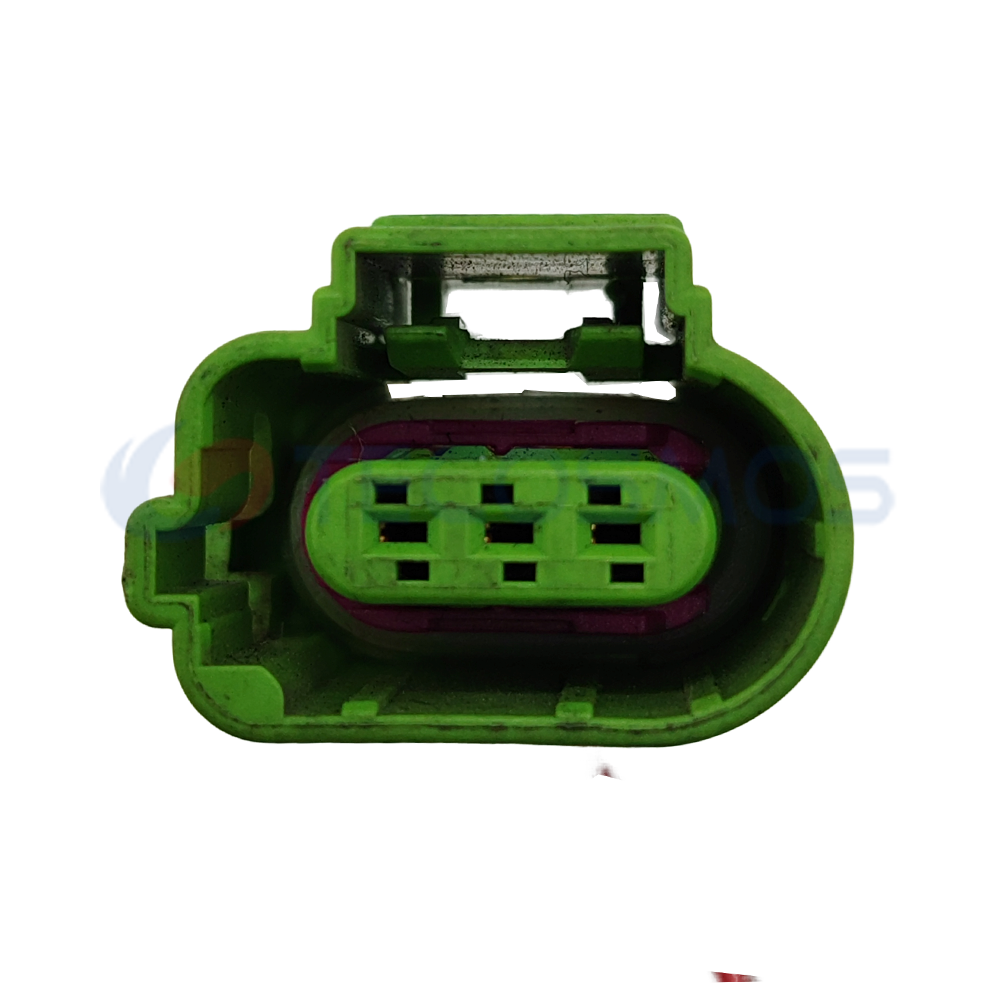 Auto Part Automotive Connector Plug Waterproof Shell Suitable for Volkswagen 3-Pin Female CT3-0085M-4