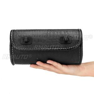 Sac de fourche de moto en cuir PU, pochette à outils pour guidon, sac de rangement enroulable avec 2 sangles pour Cruiser Custom Chopper Bobber - Product Image 4